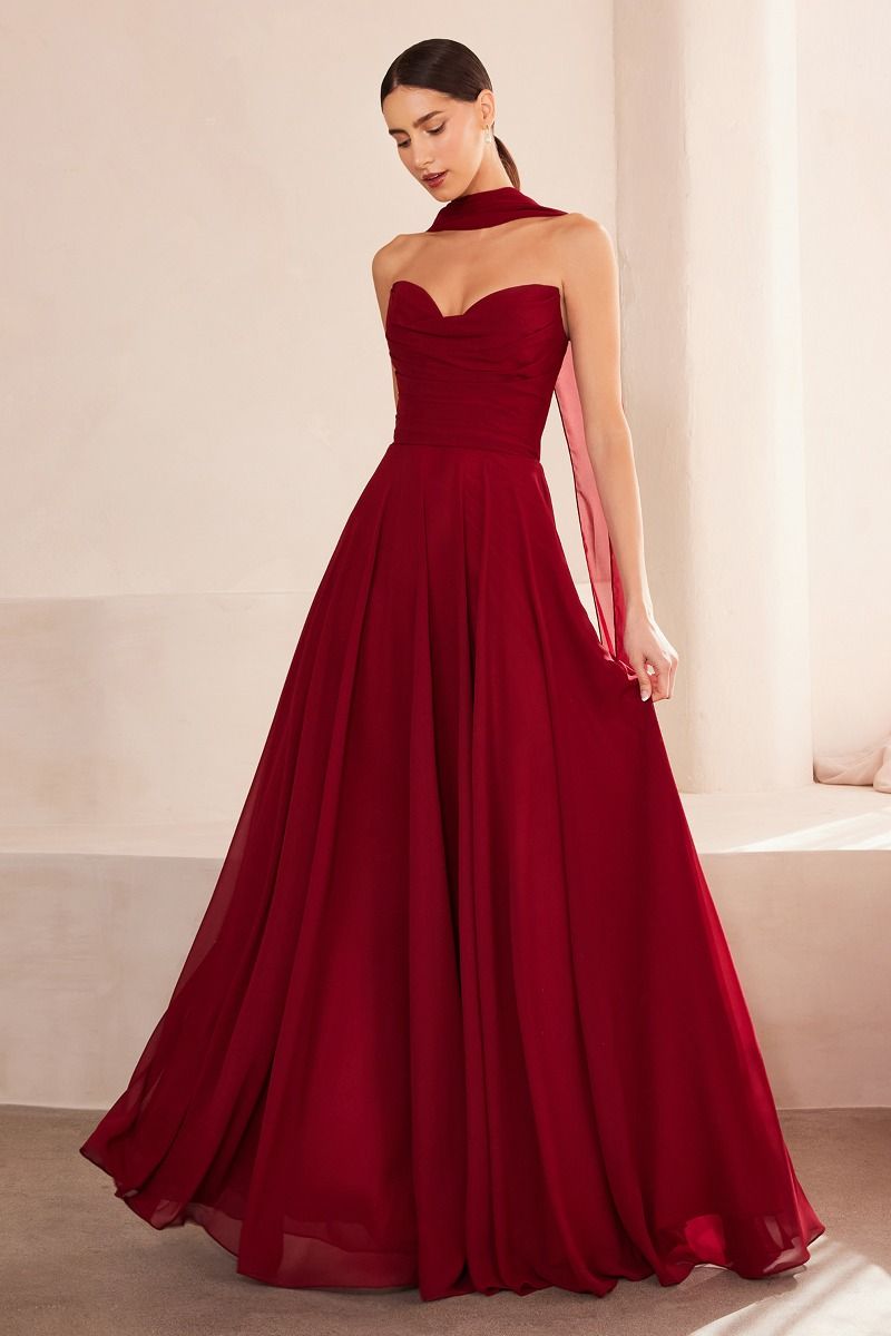 Elysian Grace- Strapless flowy silhouette